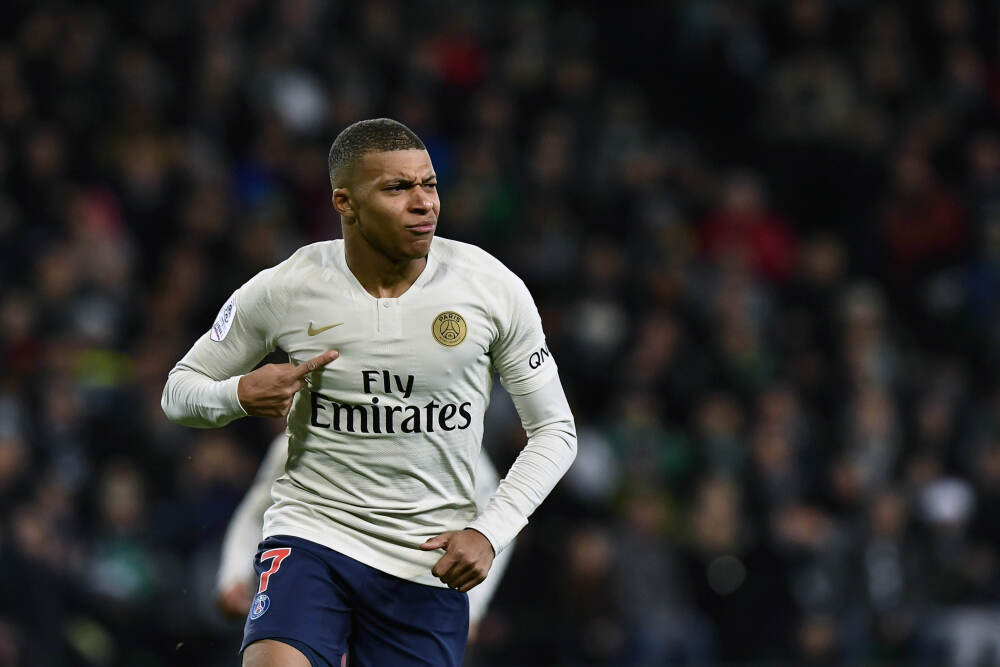 高质量推进国防和军队现代化